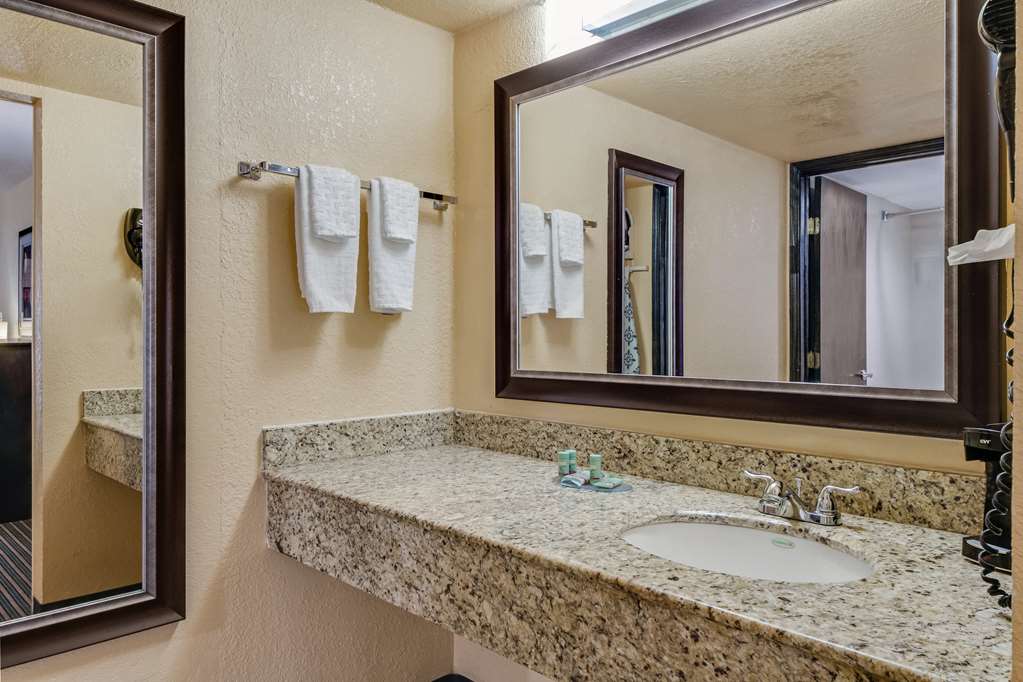 Best Western Inn of Del Rio - photo 13