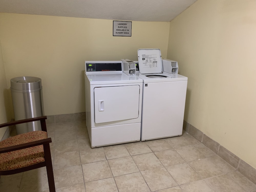 Days Inn by Wyndham Lincoln IL - photo 32
