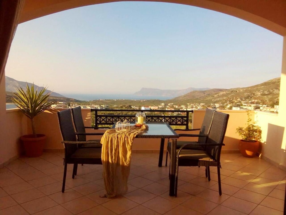 Armi Villa — 4-Star Luxury Hotel in Kissamos, Greece