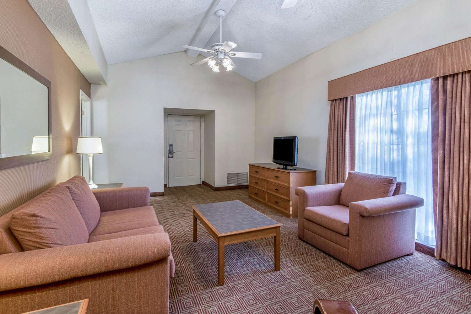 La Quinta Inn by Wyndham San Antonio I 35 N at Rittiman Rd - photo 20