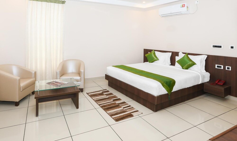 Treebo Durga Boji Grand Gonikoppal Town - carbon neutral hotel in Virarajendrapet