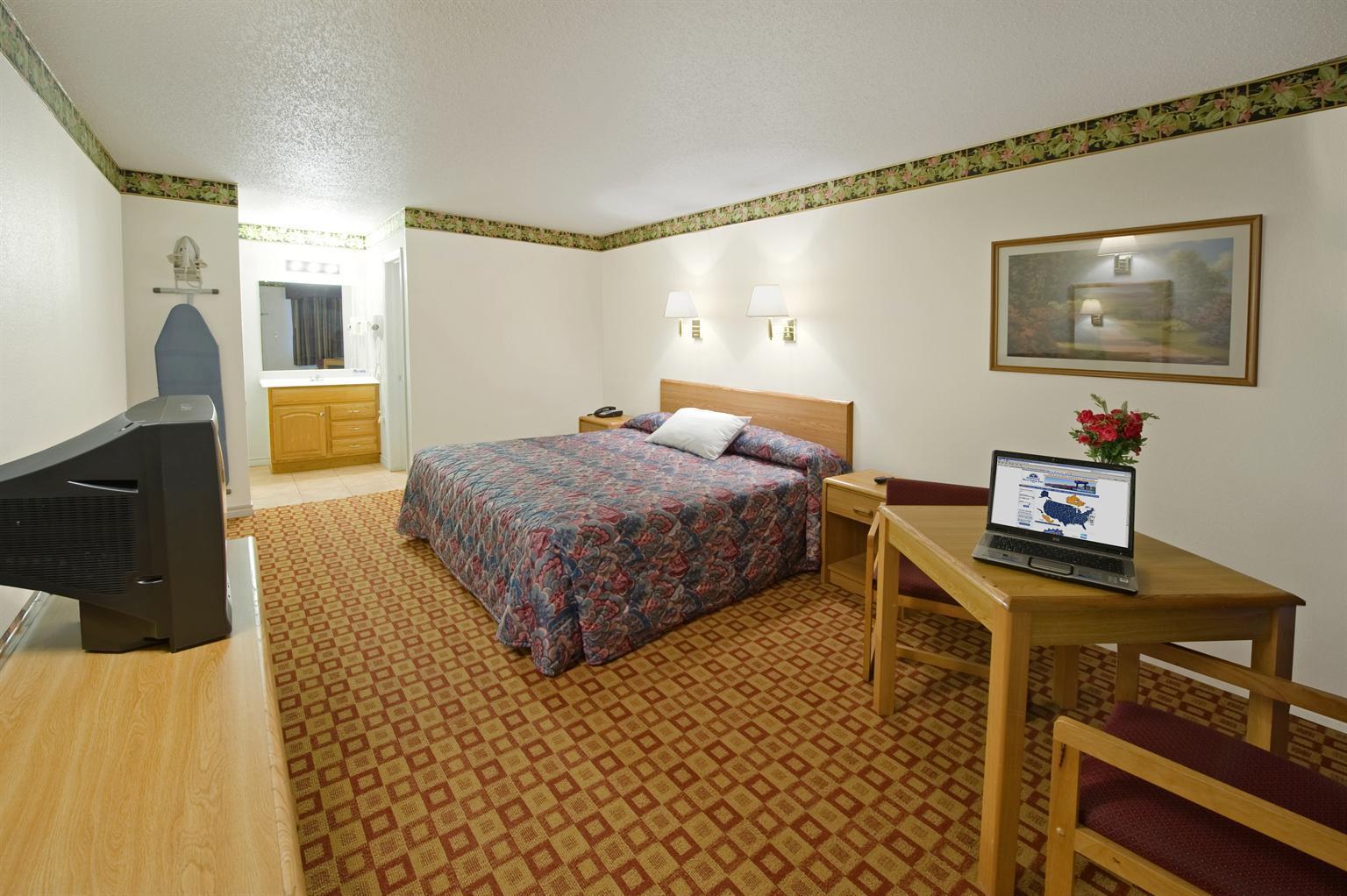 Americas Best Value Inn Weatherford TX - photo 28