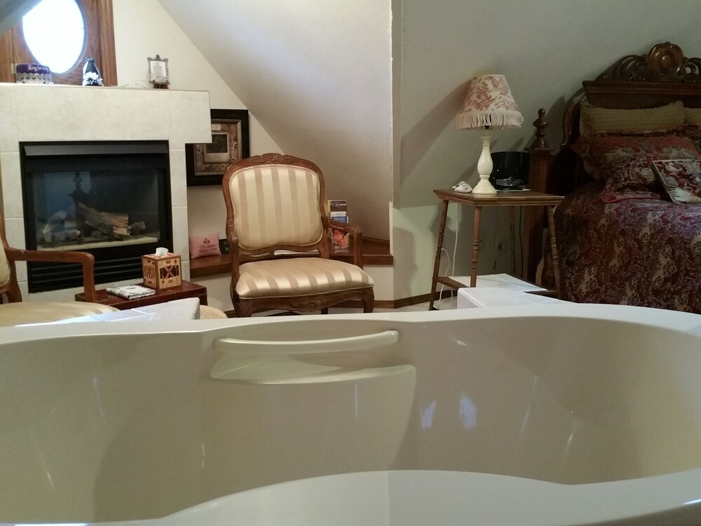 Franklin Street Inn LLC - photo 31