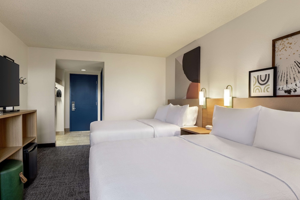 Spark by Hilton Germantown Washington DC North - photo 10