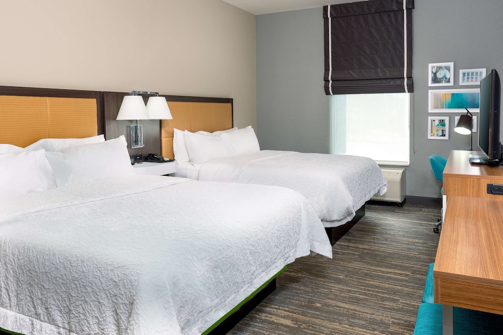 Hampton Inn & Suites Tallahassee Capitol University - photo 15