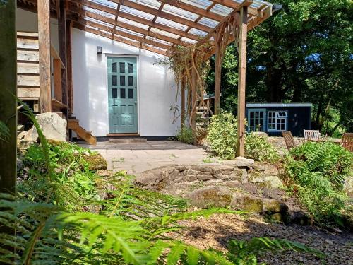 Offa’s Hideaway Wye Valley in Monmouth, United Kingdom