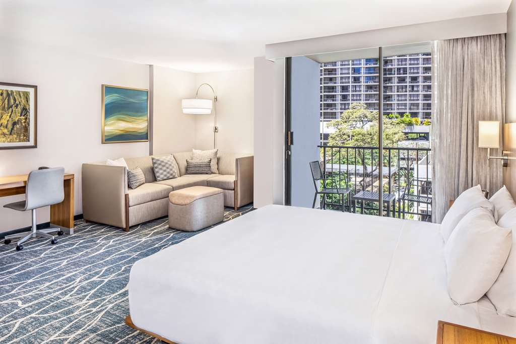 Hyatt Place Waikiki Beach - photo 9