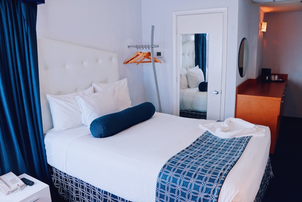 Ocean Spray Hotel - photo 24
