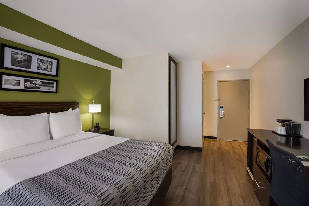SureStay Plus by Best Western Mesa Superstition Springs - photo 11