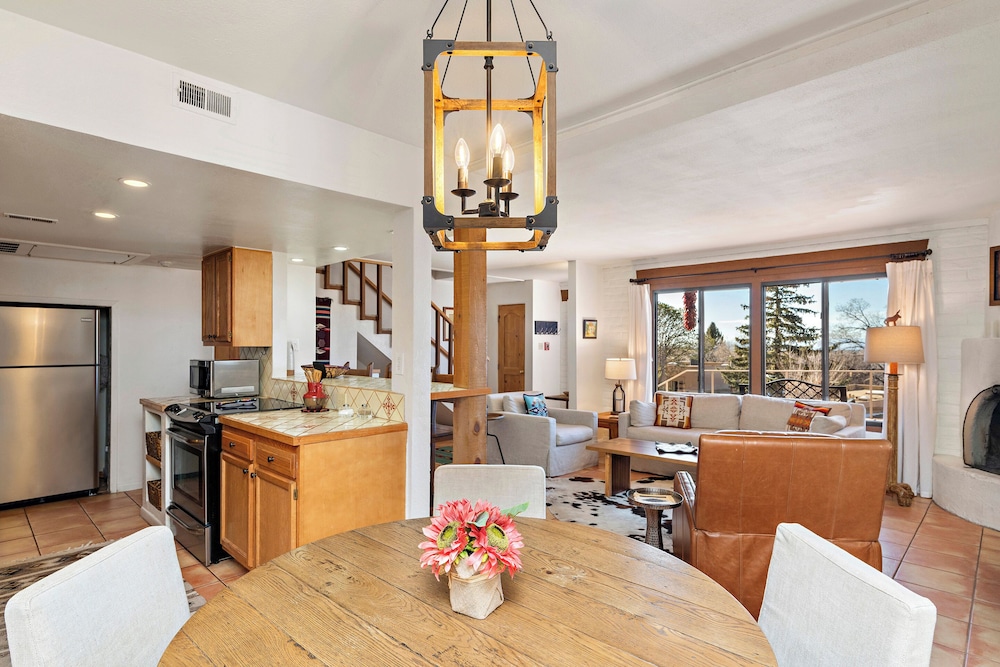 Fort Marcy Suites by All Seasons Resort Lodging - photo 41