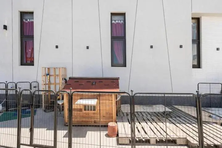 Pearl Is Onewu Zero in Jiayi Shi, Republic of China Taiwan