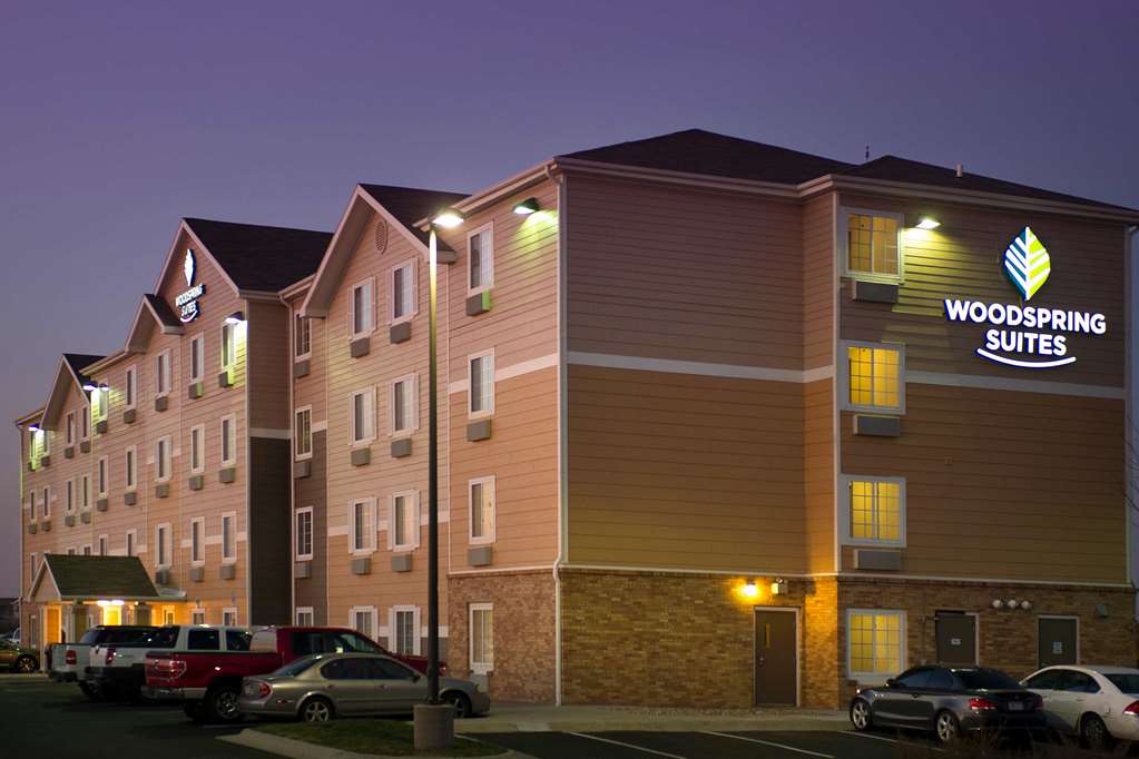 WoodSpring Suites Lincoln Northeast I 80 - photo 6