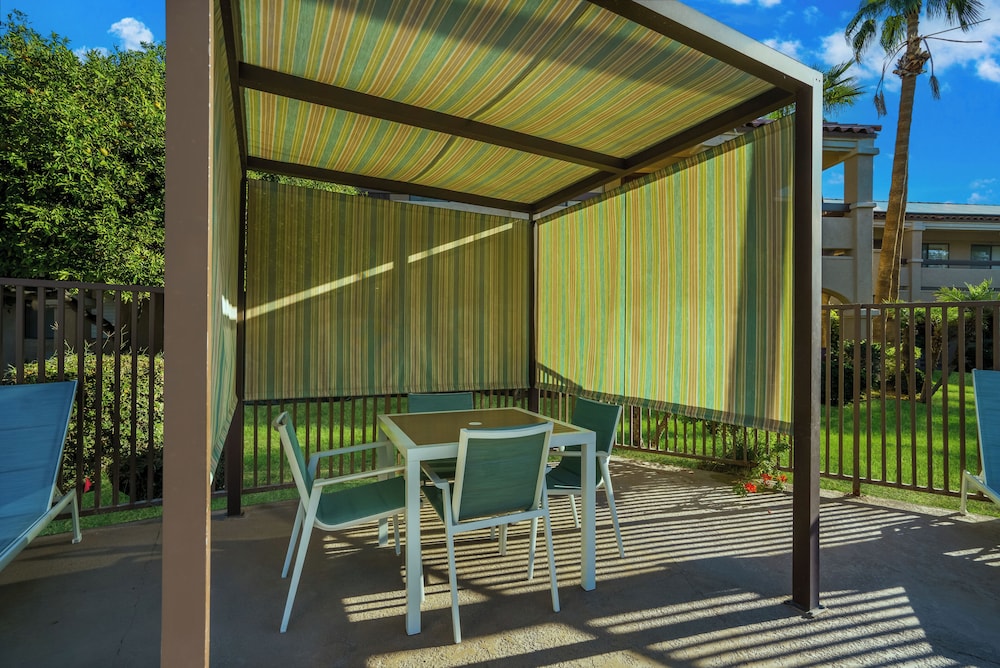 La Fuente Inn & Suites - photo 27