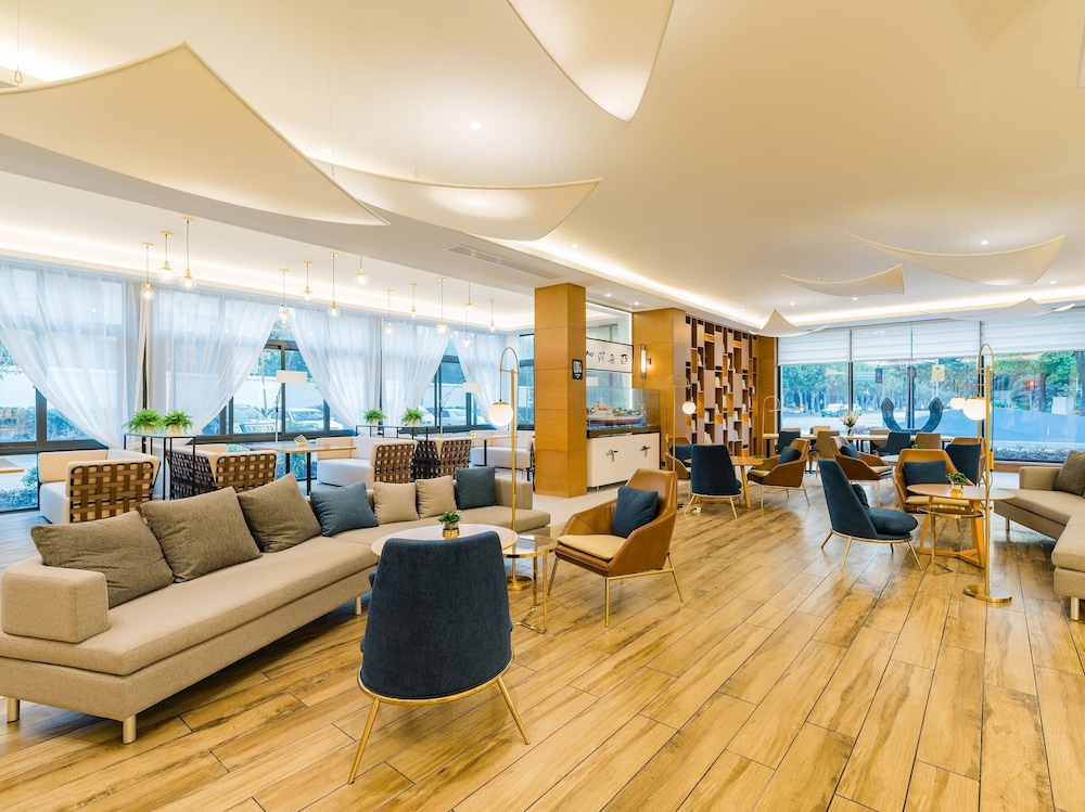 Atour Hotel - carbon neutral hotel in Haining