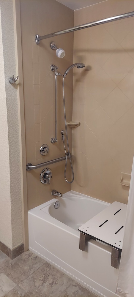Hampton Inn Clearfield - photo 12