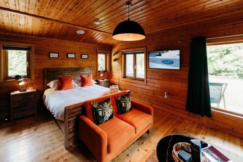 Enchanted Lodge Great Ayton with hot tub and onsite bistro