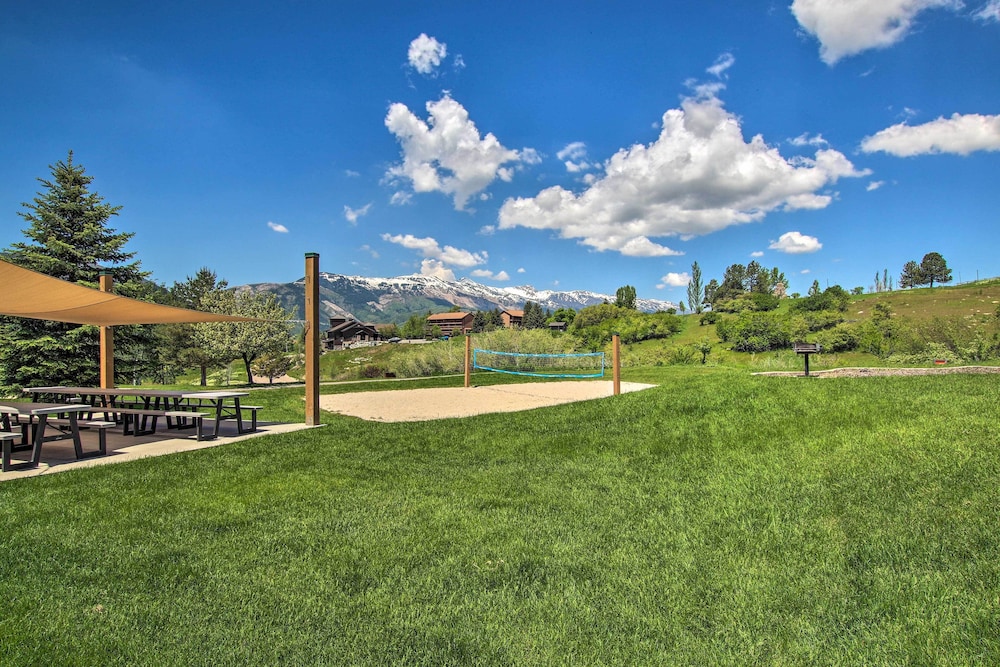 2 Condo Property with Mtn Views by Golf and Ski Resort - photo 16