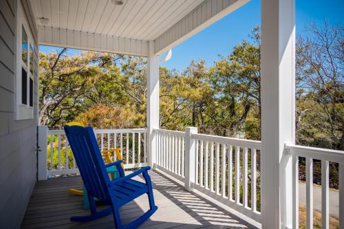 All Decked Out by Oak Island Accommodations - photo 11