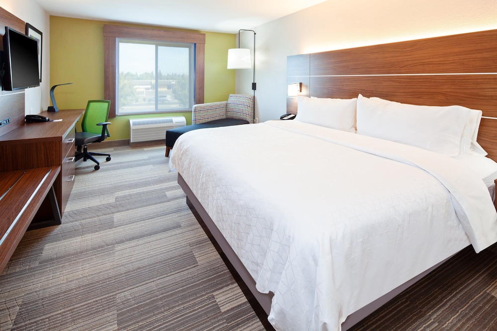 Holiday Inn Express & Suites Clovis Fresno Area by IHG - photo 6