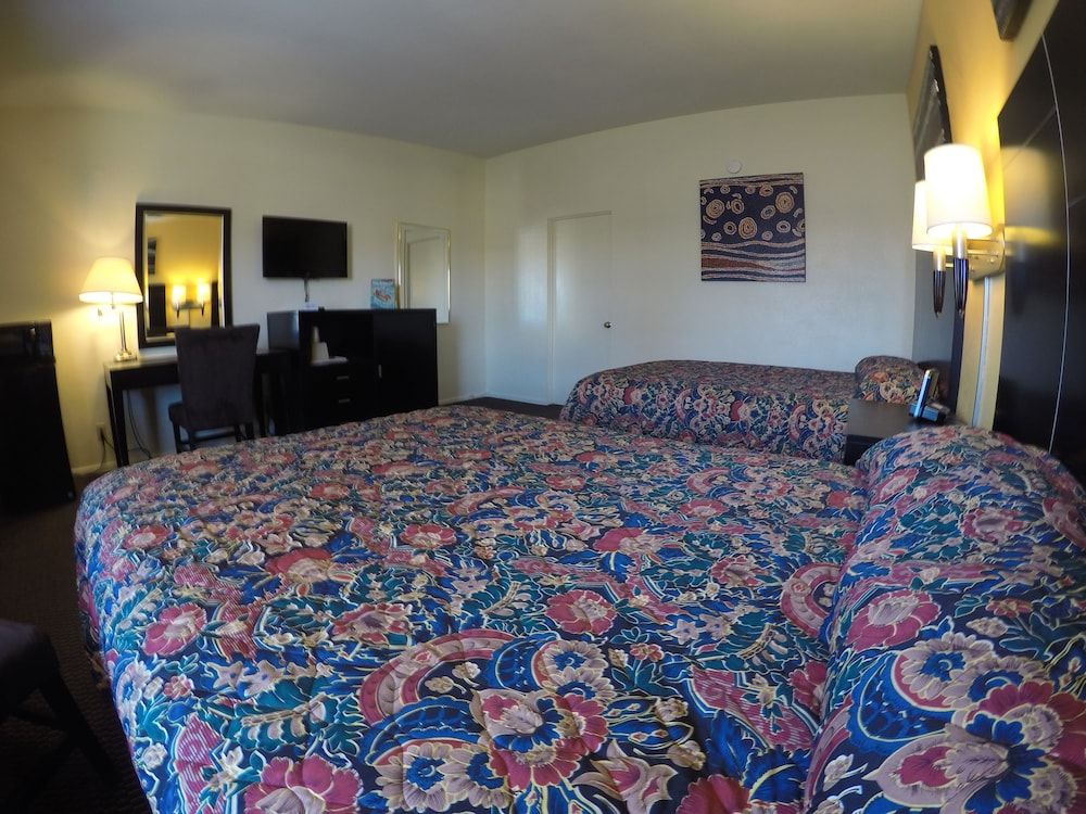 Indio Holiday Motel - photo 15
