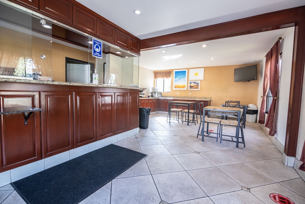 Hospitality Inn San Bernardino Redlands - photo 26
