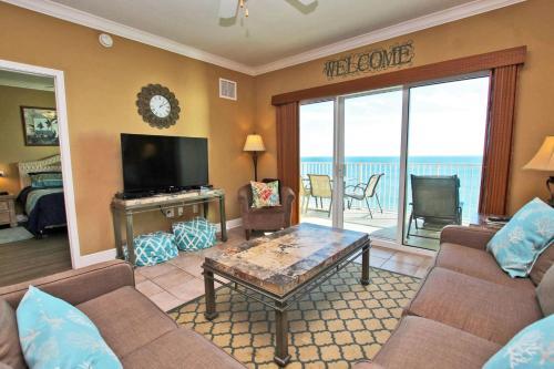 Crystal Shores West 1007 - photo 2