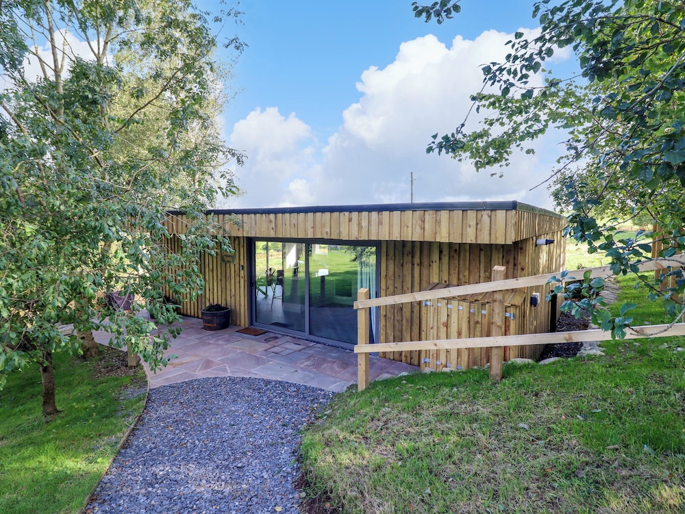 Orchard Lodge — 4-Star Luxury Hotel in Conwy, United Kingdom