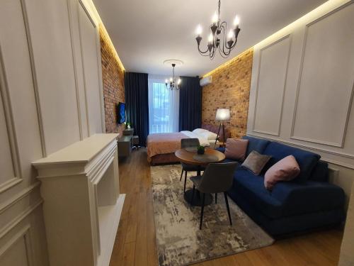Design studio in the center of Kyiv residential complex Yaroslavov Grad — 4-Star Luxury Hotel in Kyiv, Ukraine