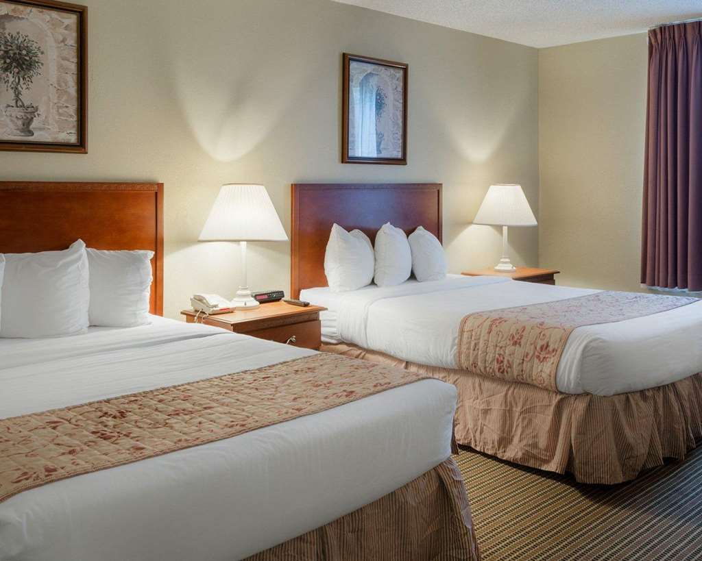 Rodeway Inn Greenville - photo 9