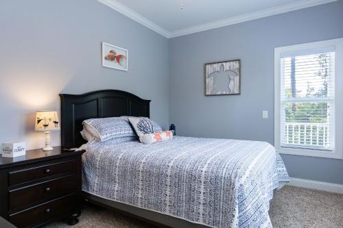 Southern Charm by Oak Island Accommodations - photo 32