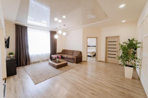 Family House — 4-Star Luxury Hotel in Vinnytsia, Ukraine