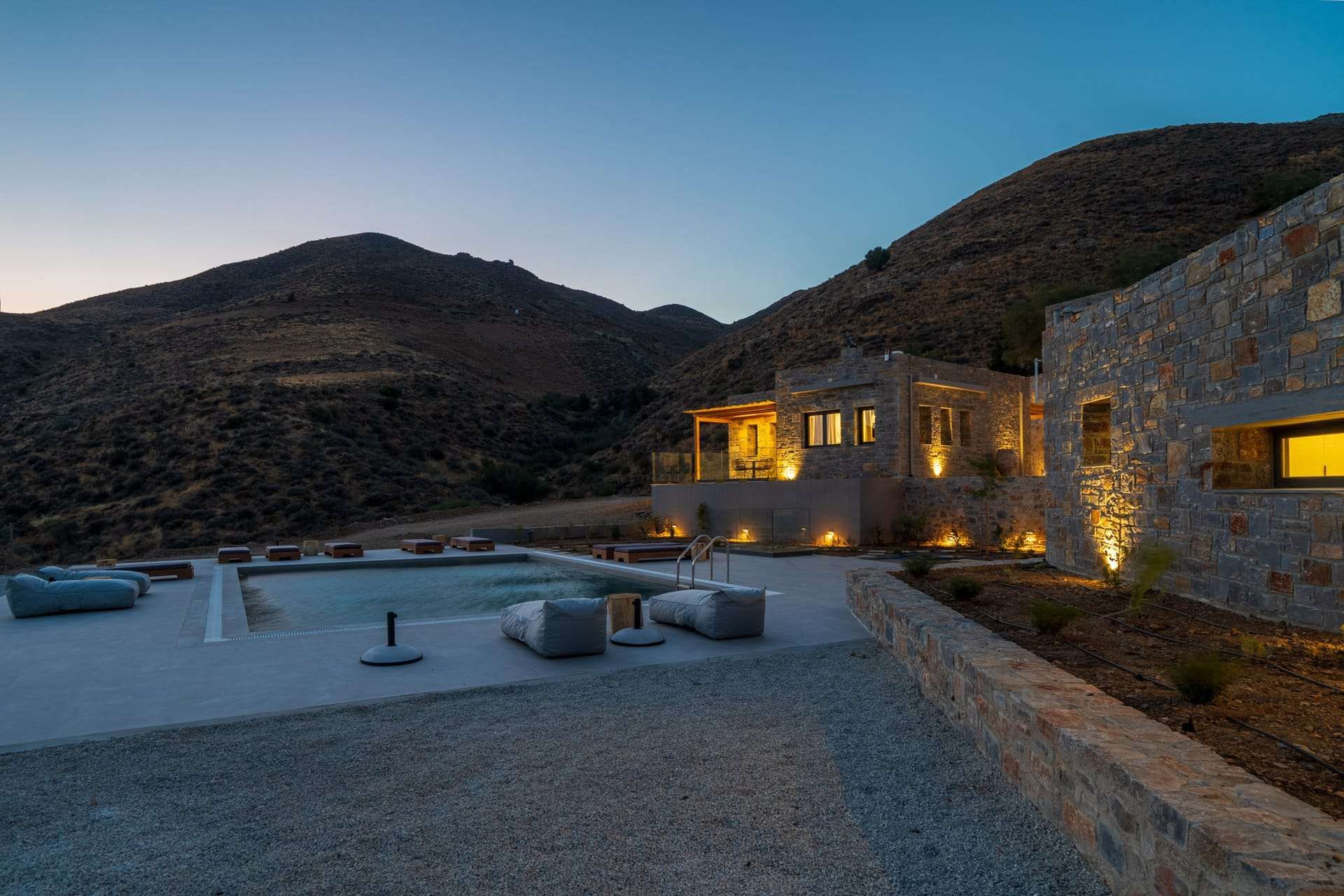 Celine Private Residences — hotel in Agioi Deka