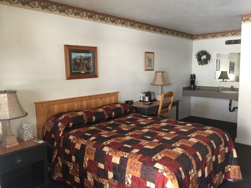 Rustic Inn Motel - photo 15