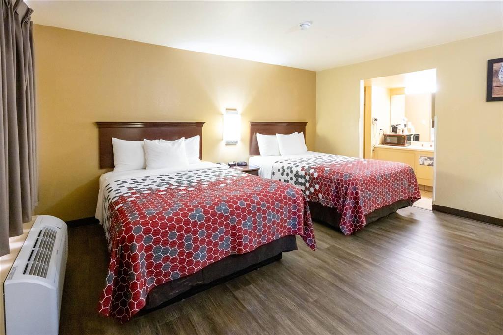 Econo Lodge McAlester - photo 22