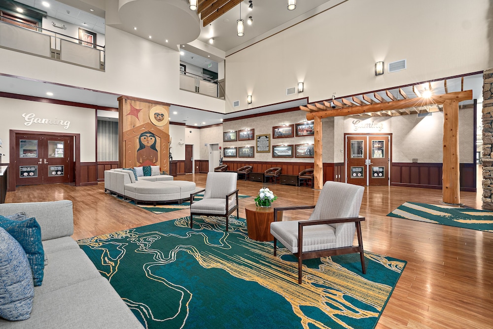 Lucky Eagle Casino & Hotel - photo 9
