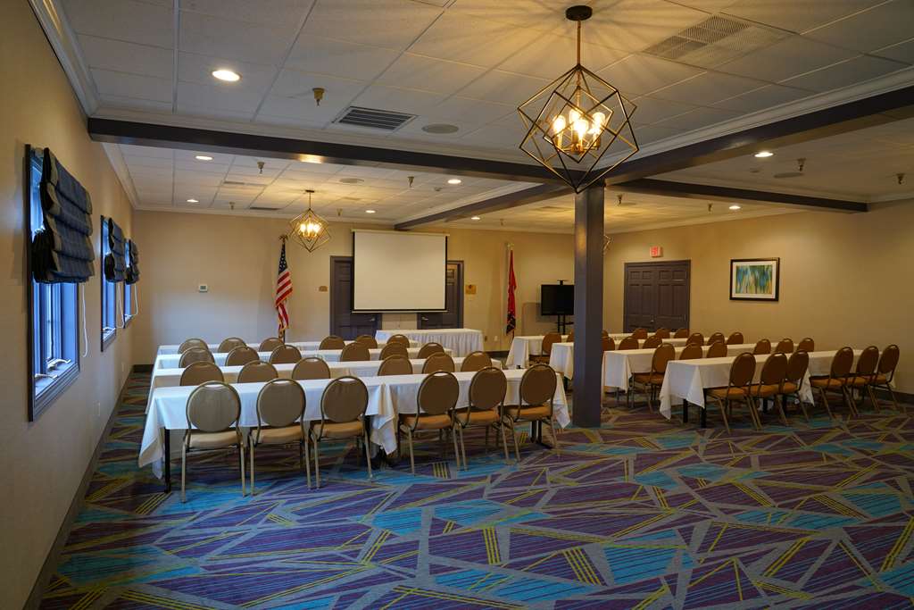 Best Western Plus Morristown Conference Center Hotel - photo 29
