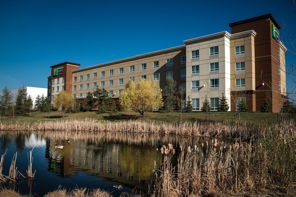 Holiday Inn Express & Suites Spruce Grove Stony Plain pet-friendly hotel Spruce Grove