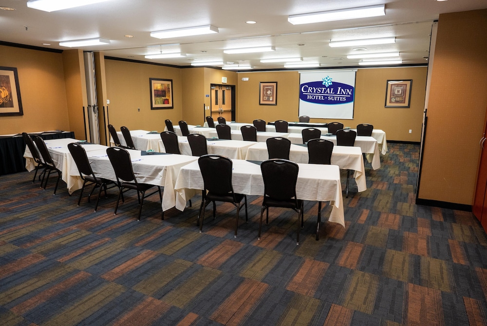 Crystal Inn Hotel & Suites West Valley City - photo 28