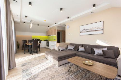 PontJó Apartman Miskolc — 4-Star Luxury Hotel in Miskolc, Hungary