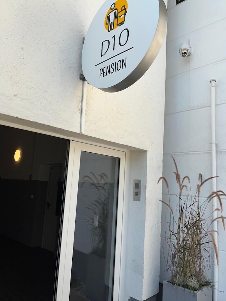 D10 I shared bathrooms&kitchen - carbon neutral hotel in Garching Bei Munchen