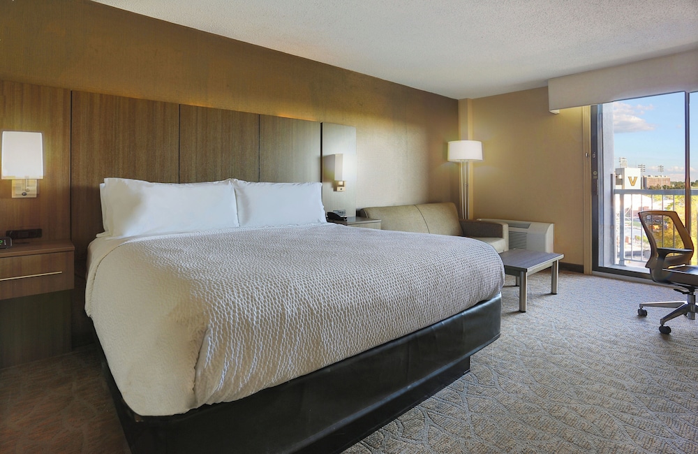 Holiday Inn Nashville Vanderbilt by IHG - photo 14