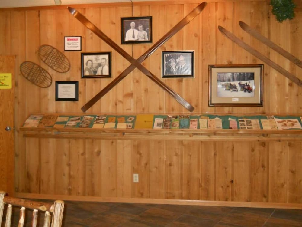Lakewoods Resort & Lodge - photo 3