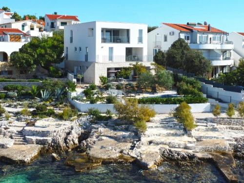 Villa CapeCarol — 4-Star Luxury Hotel in Rogoznica, Croatia