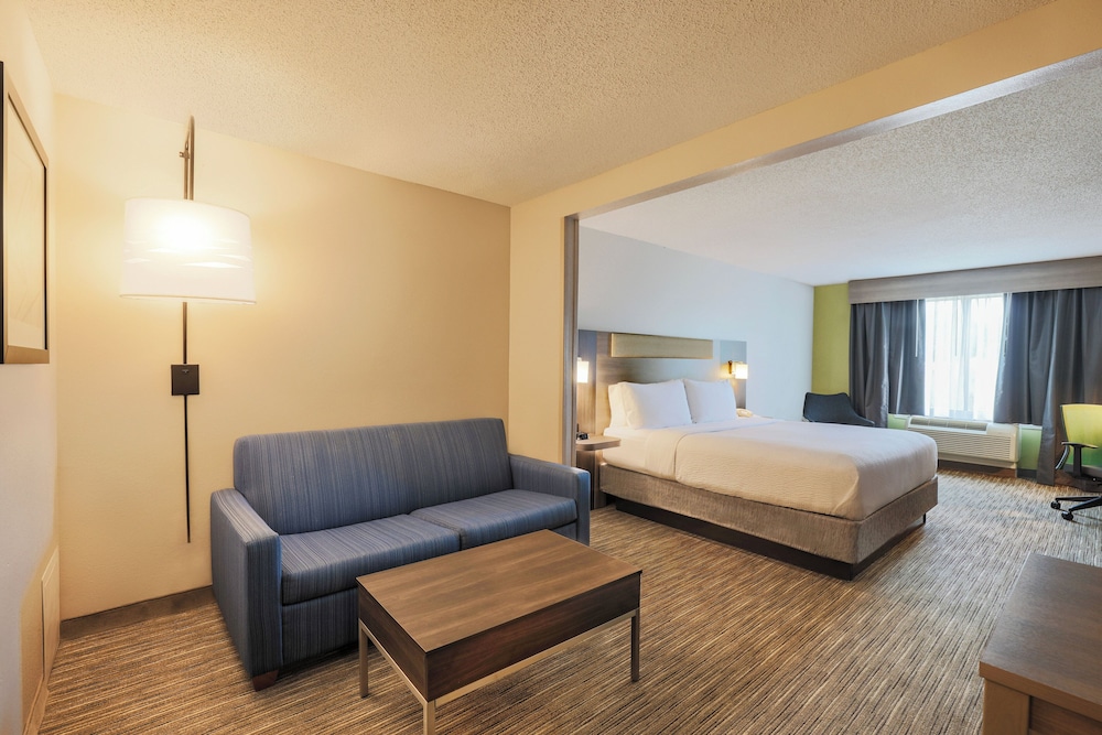 Holiday Inn Express & Suites Raleigh North Wake Forest by IHG - photo 11