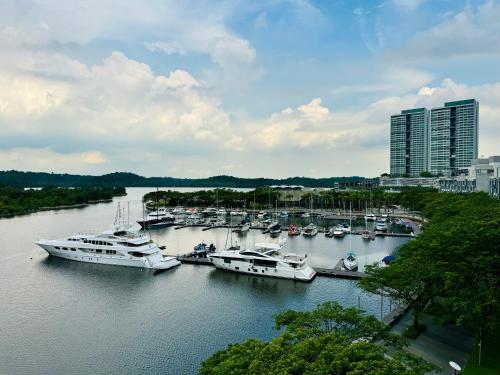 Puteri Harbour 3BR A Million Dollar View 7 mins to Legoland — 4-Star Luxury Hotel in Johor Bahru, Malaysia