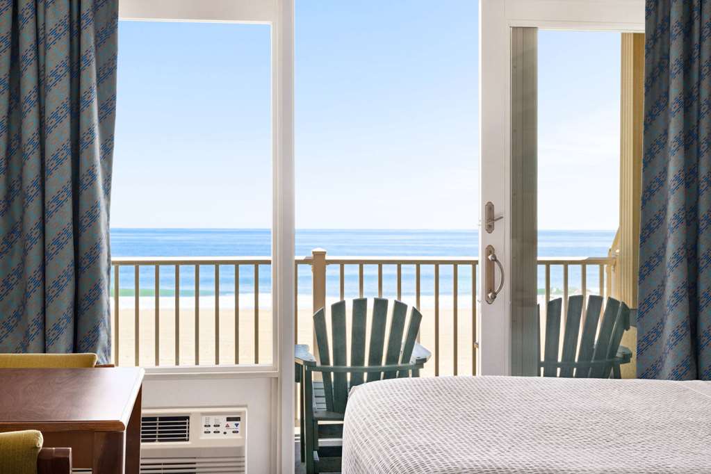 Days Inn by Wyndham Ocean City Oceanfront - photo 8