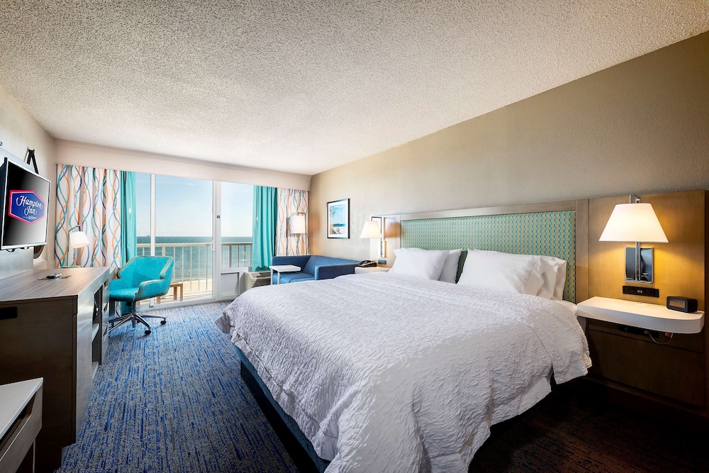 Hampton Inn Virginia Beach Oceanfront North - photo 11