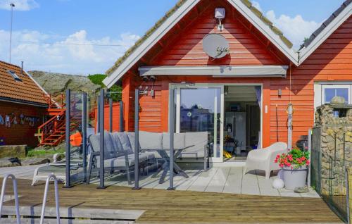 1 Bedroom Awesome Home In Søgne — 4-Star Luxury Hotel in Sogne, Norway