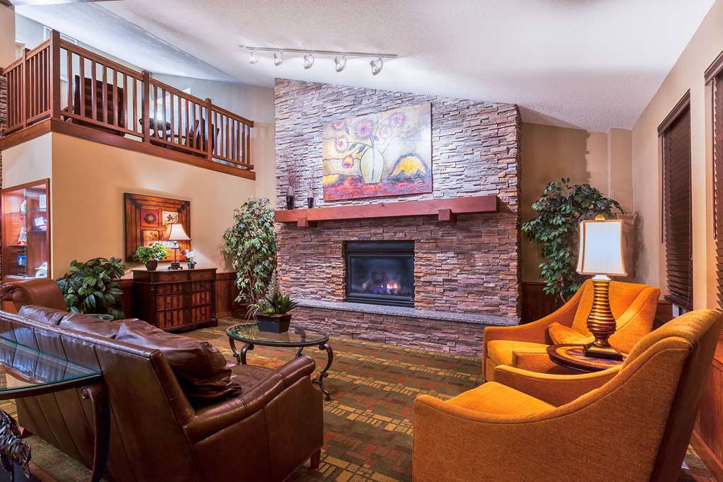 AmericInn by Wyndham Monmouth - photo 3