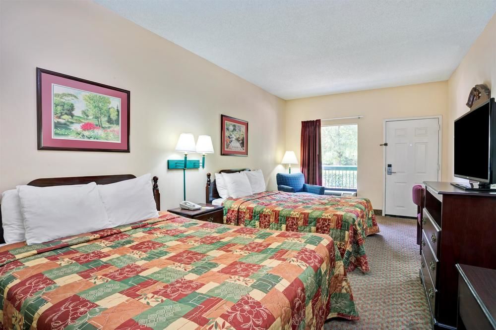 Days Inn Chapel Hill - photo 13